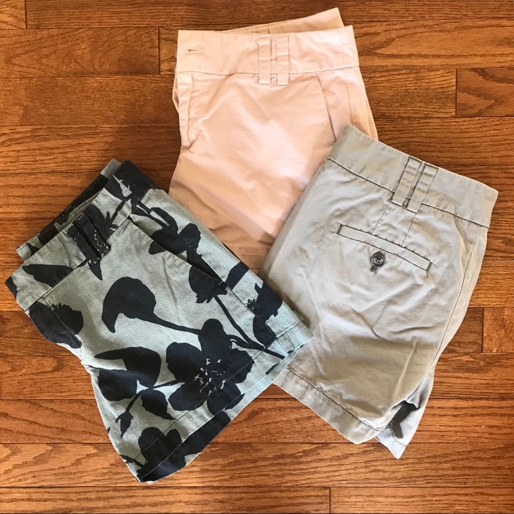 LAST CHANCE! Lot of LOFT 4” Shorts (3 Pairs)